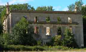 Photograph of the ruined Piercefield House, Chepstow